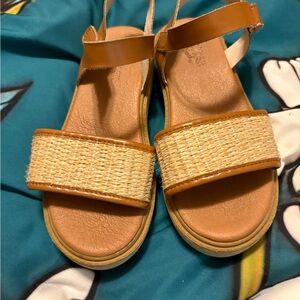 Girls Tan Woven Strap Sandals